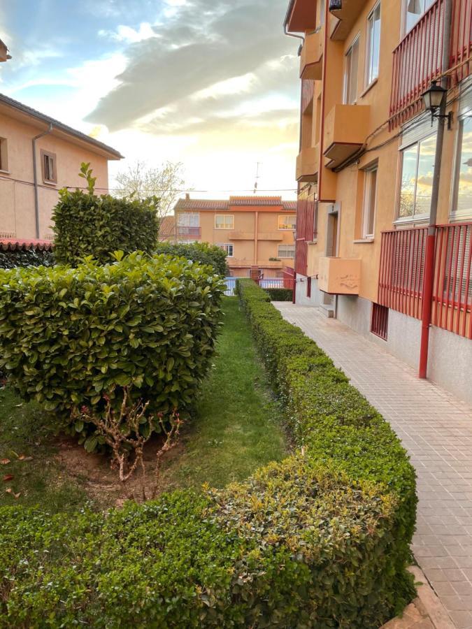 Apartamento Turistico Avila Vut Экстерьер фото