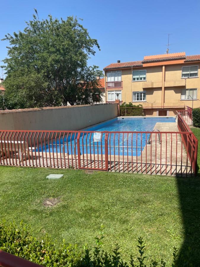 Apartamento Turistico Avila Vut Экстерьер фото